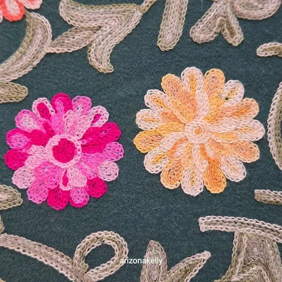 Green "Cashmere" Scarf with Chain Stitch Embroidery Flowers and Leaves - Picture 8 of 16